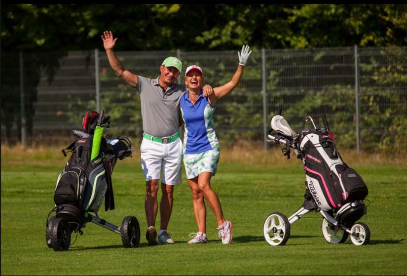 Golf Apartament W Sobieniach Sobienie Jeziory ภายนอก รูปภาพ